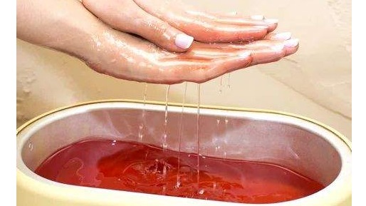 Parafinski tretman za ruke